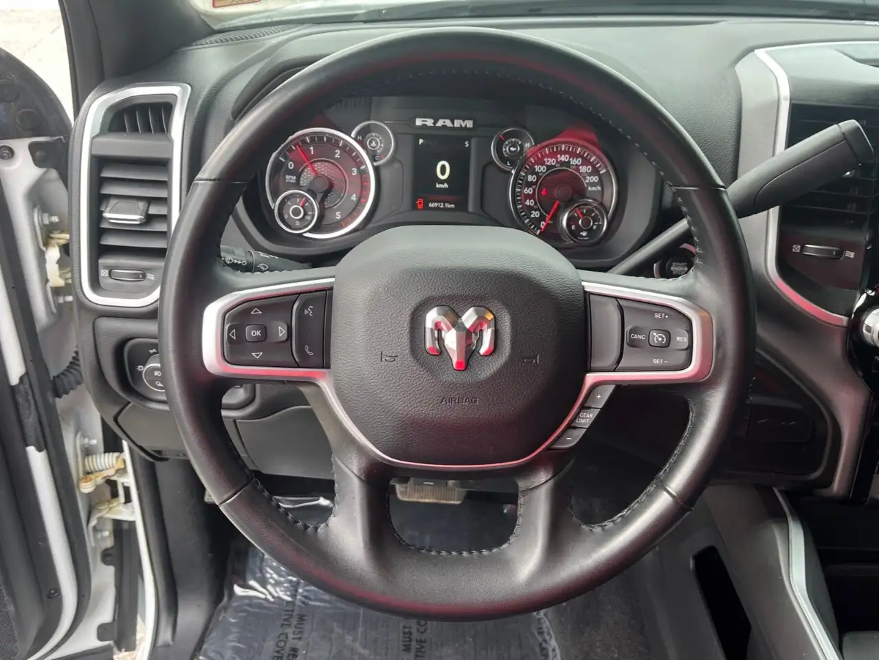 RAM 2500 снимка RAM 2500