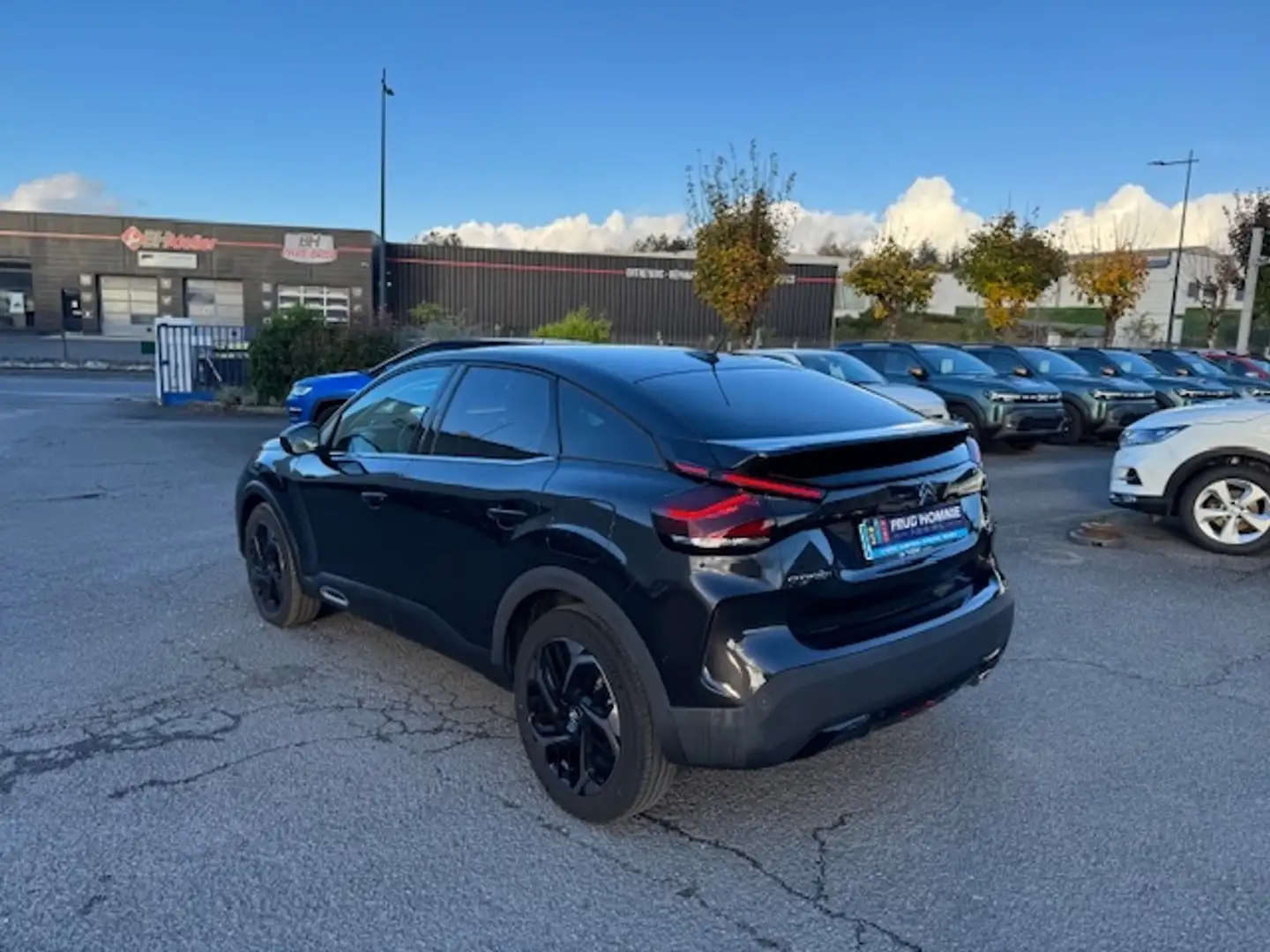 Citroen C4 BLUEHDI 130CH S\u0026S SHINE EAT8 Noir - 2