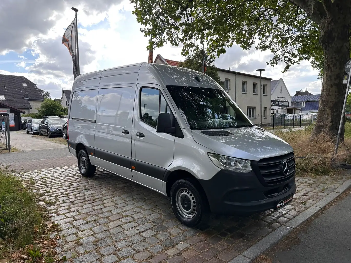 mercedes-benz sprinter