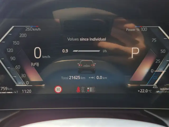 BMW 1 Series view 14
