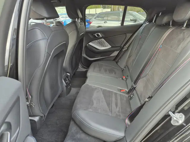 BMW 1 Series view 7