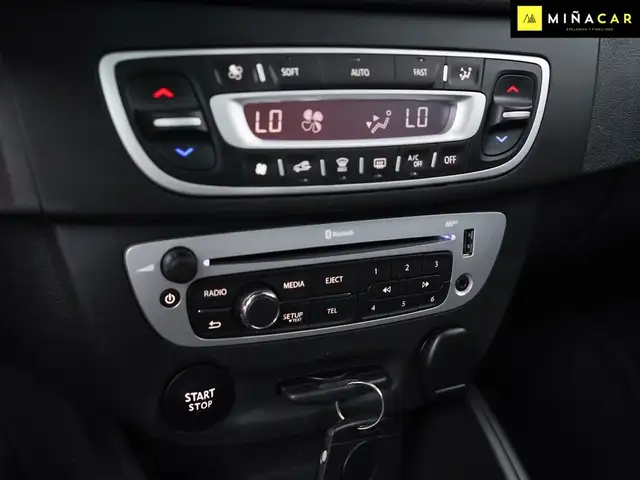 Renault Megane view 14