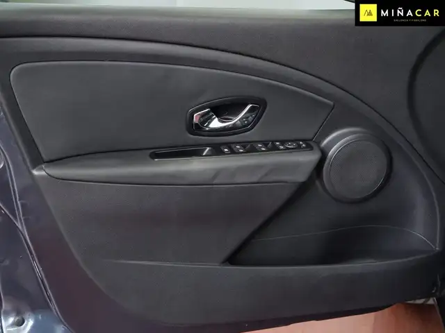 Renault Megane view 18