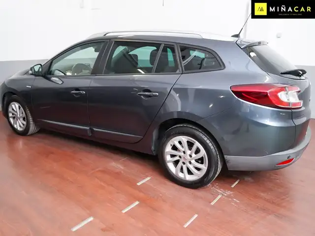 Renault Megane view 4