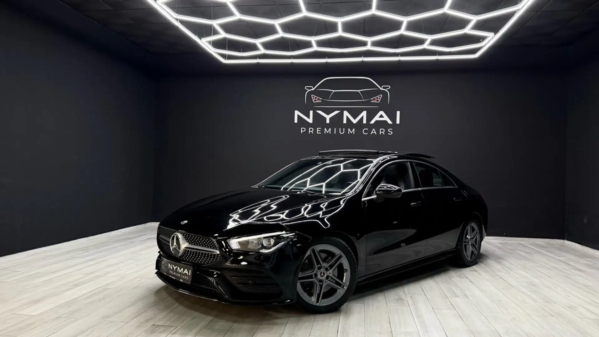 Mercedes-Benz CLA 200 Negro - 2