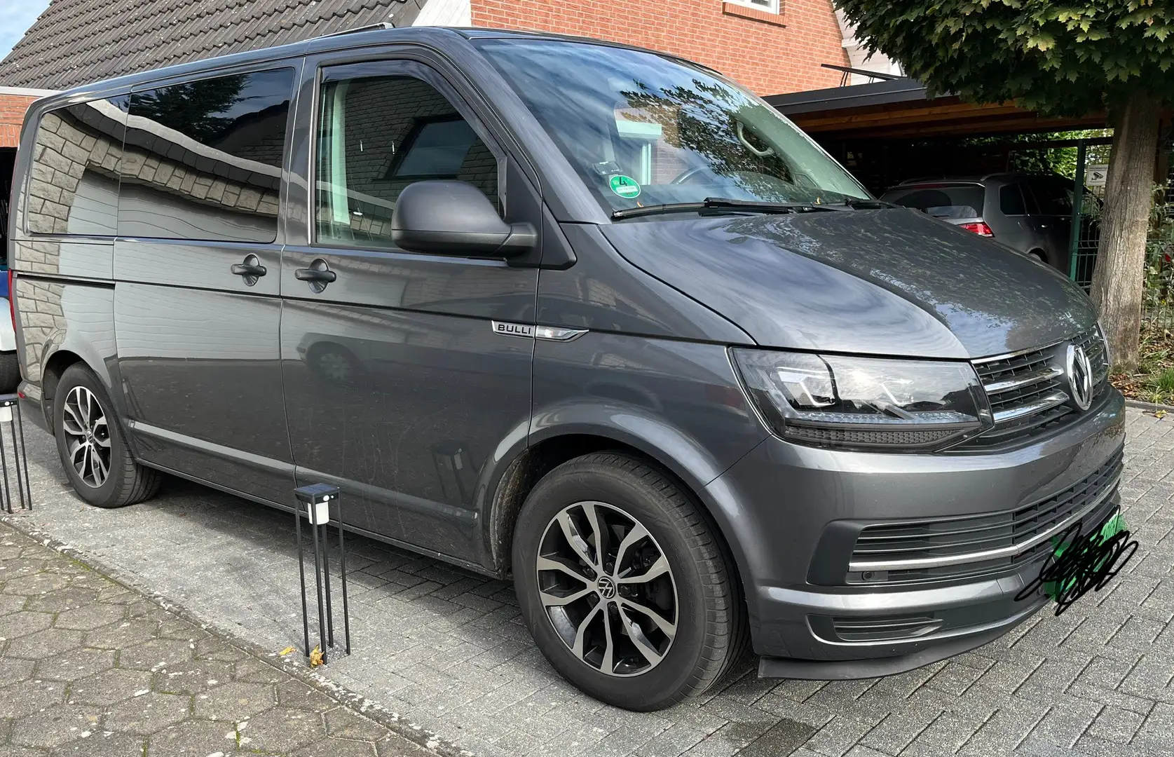 Volkswagen T6 Multivan 150 PS , AHK, Standheizung , LED, Camper - 1