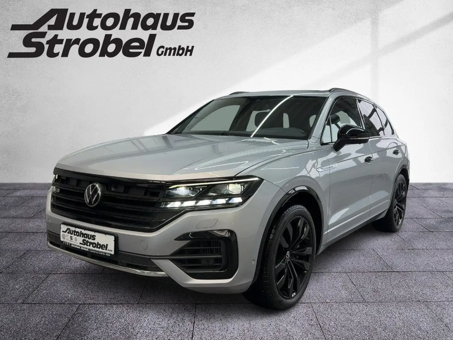 Volkswagen Touareg 4.0 V8 TDI DSG 4M R-Line ab 3,99% AHK Na Silber - 2