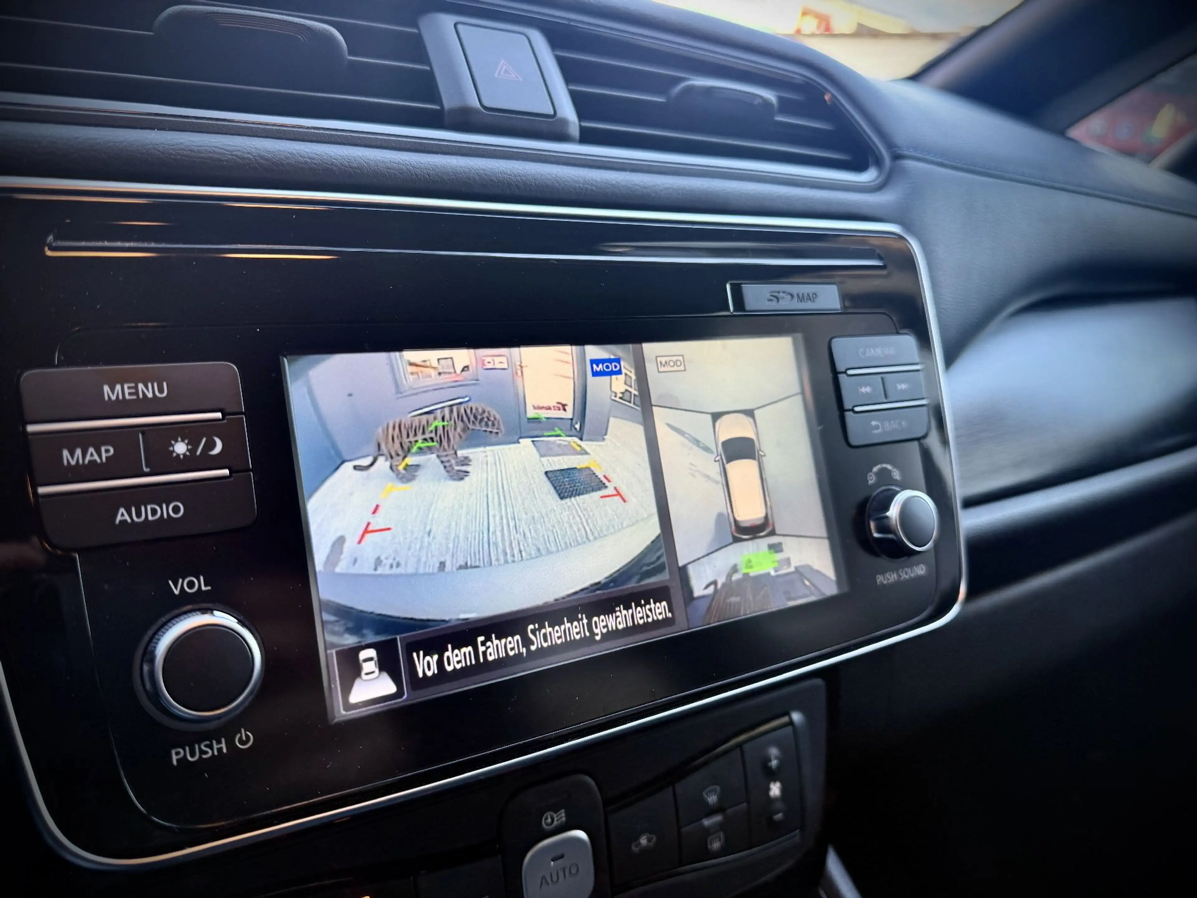 Nissan Leaf 2 "360 Grad"ACC" — photo 14