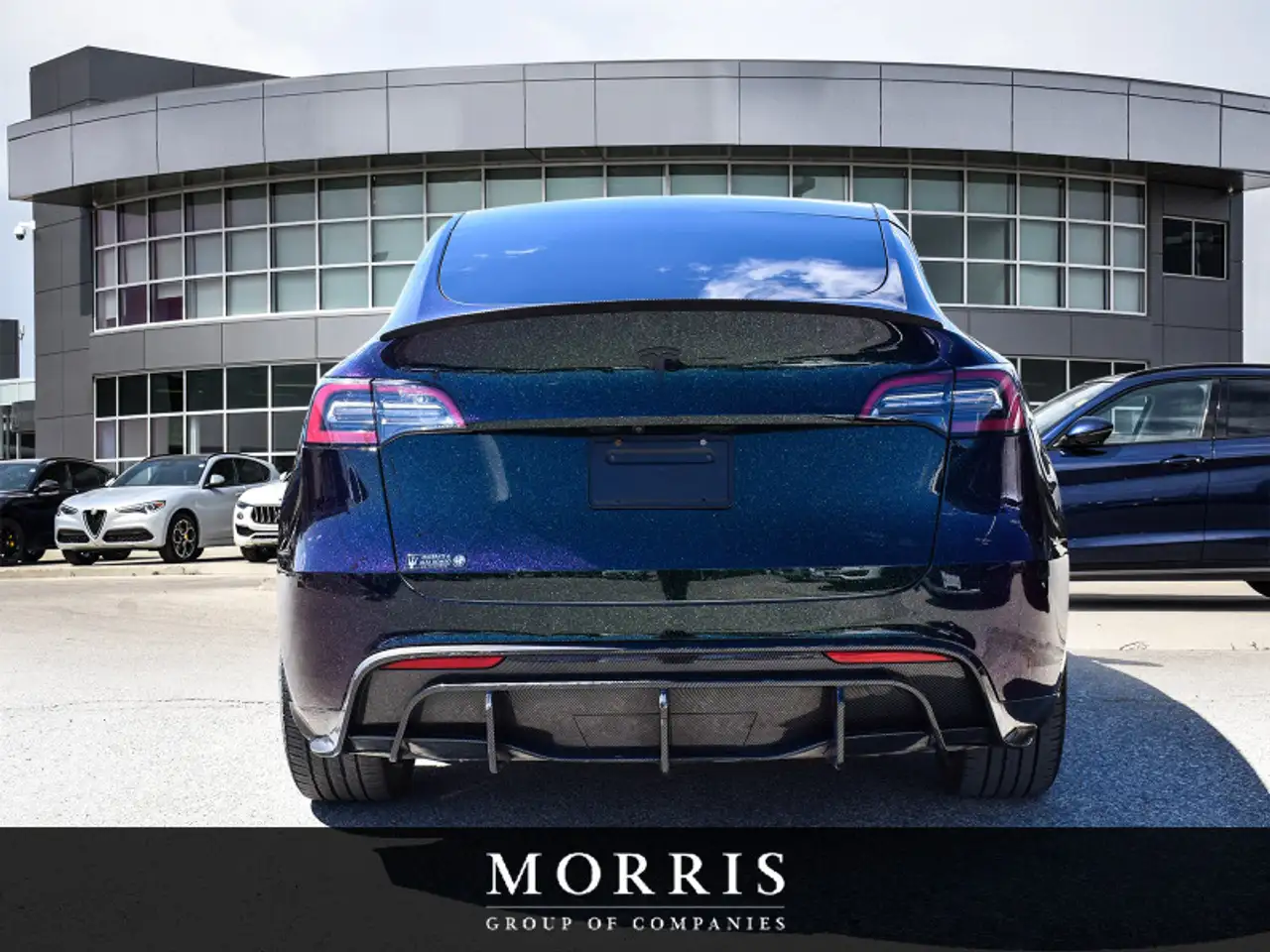 Tesla Model Y снимка Tesla Model Y
