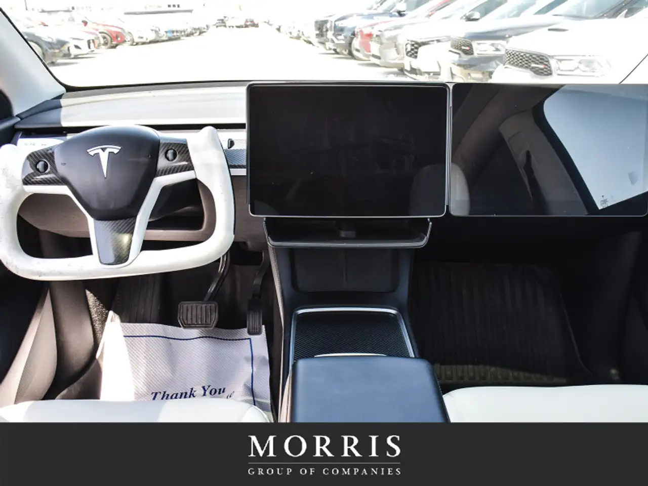 Tesla Model Y снимка Tesla Model Y