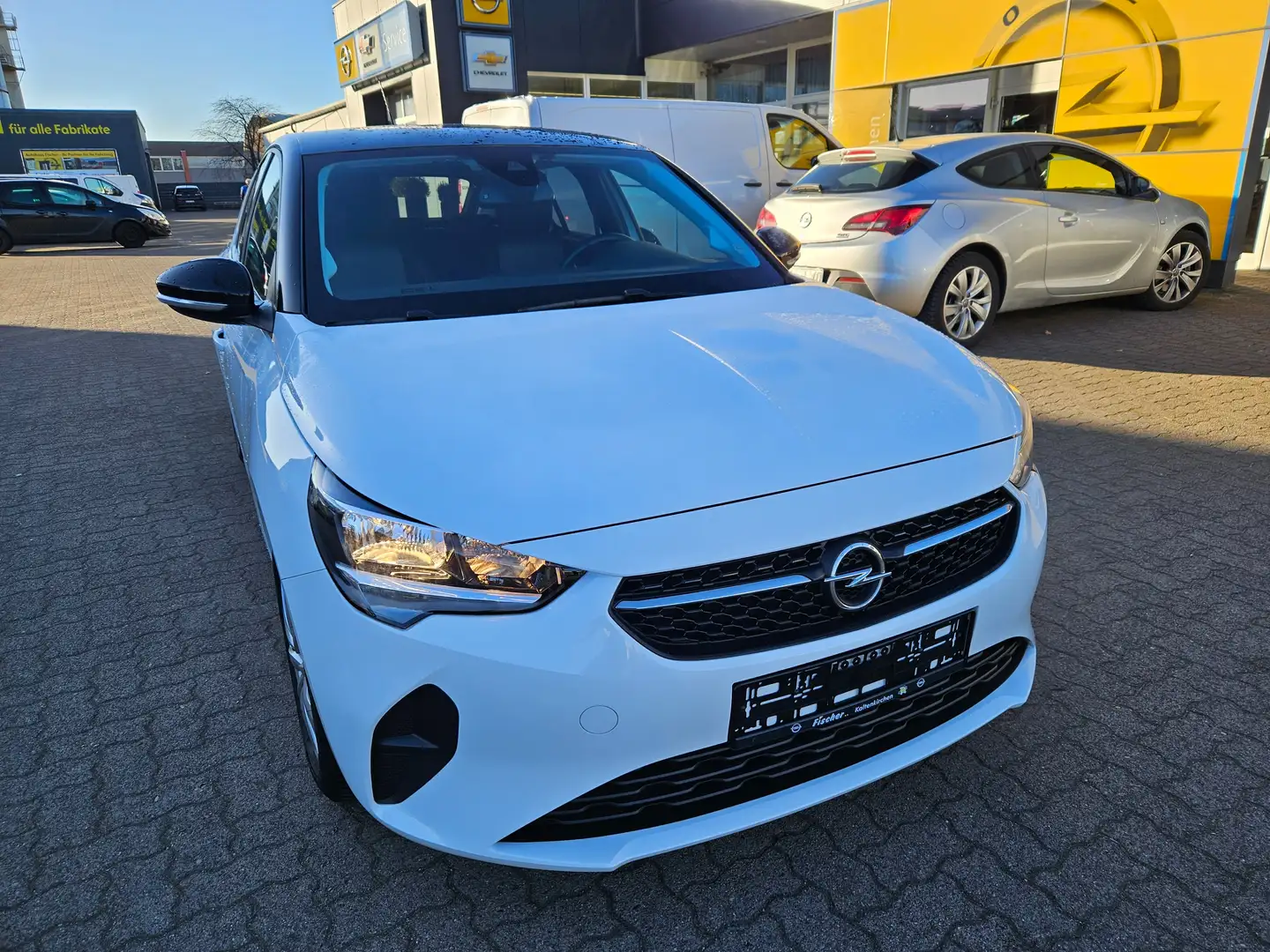 Opel Corsa Edition Allwetterreifen Weiß - 2