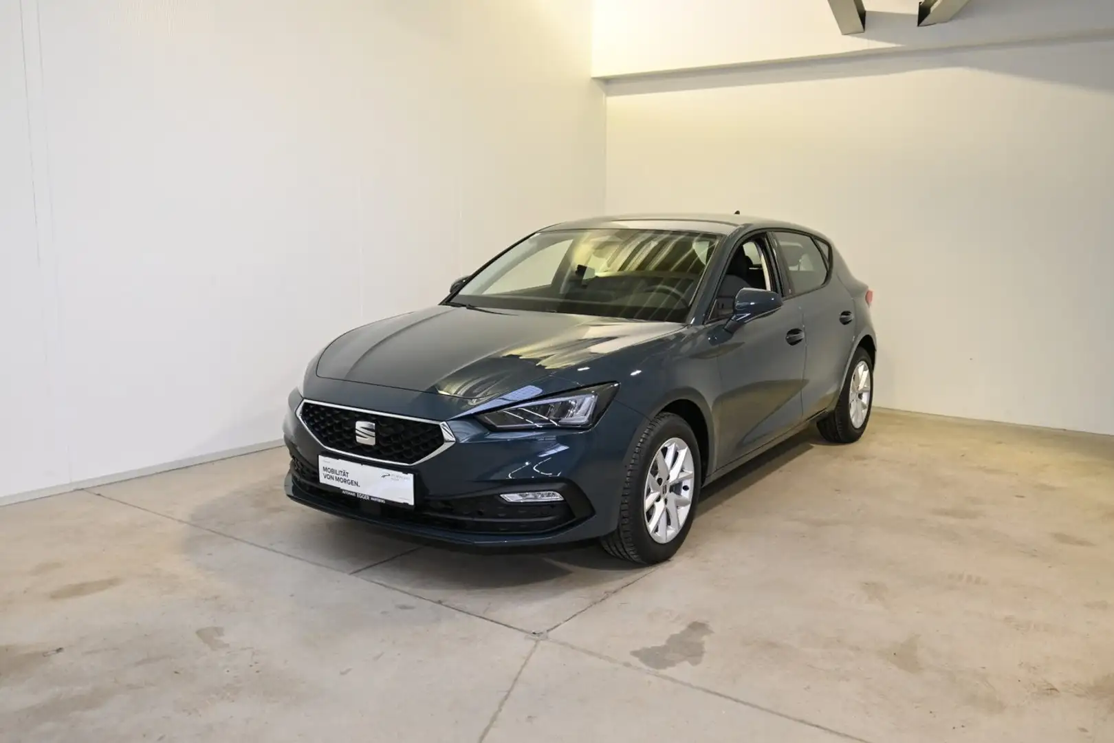 SEAT Leon Style Edition 1.5 TSI 115 PS Blau - 1