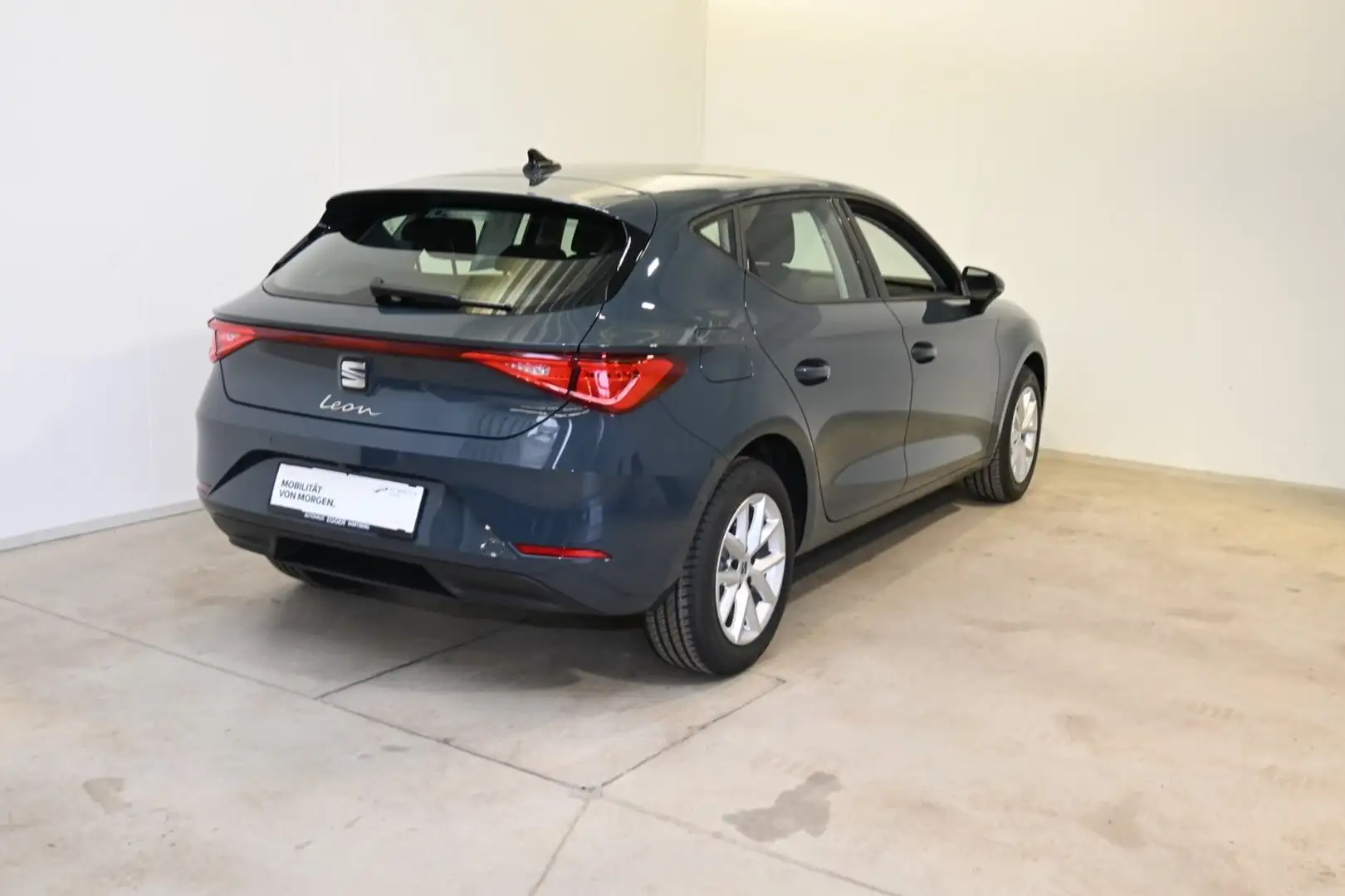 SEAT Leon Style Edition 1.5 TSI 115 PS Blau - 2