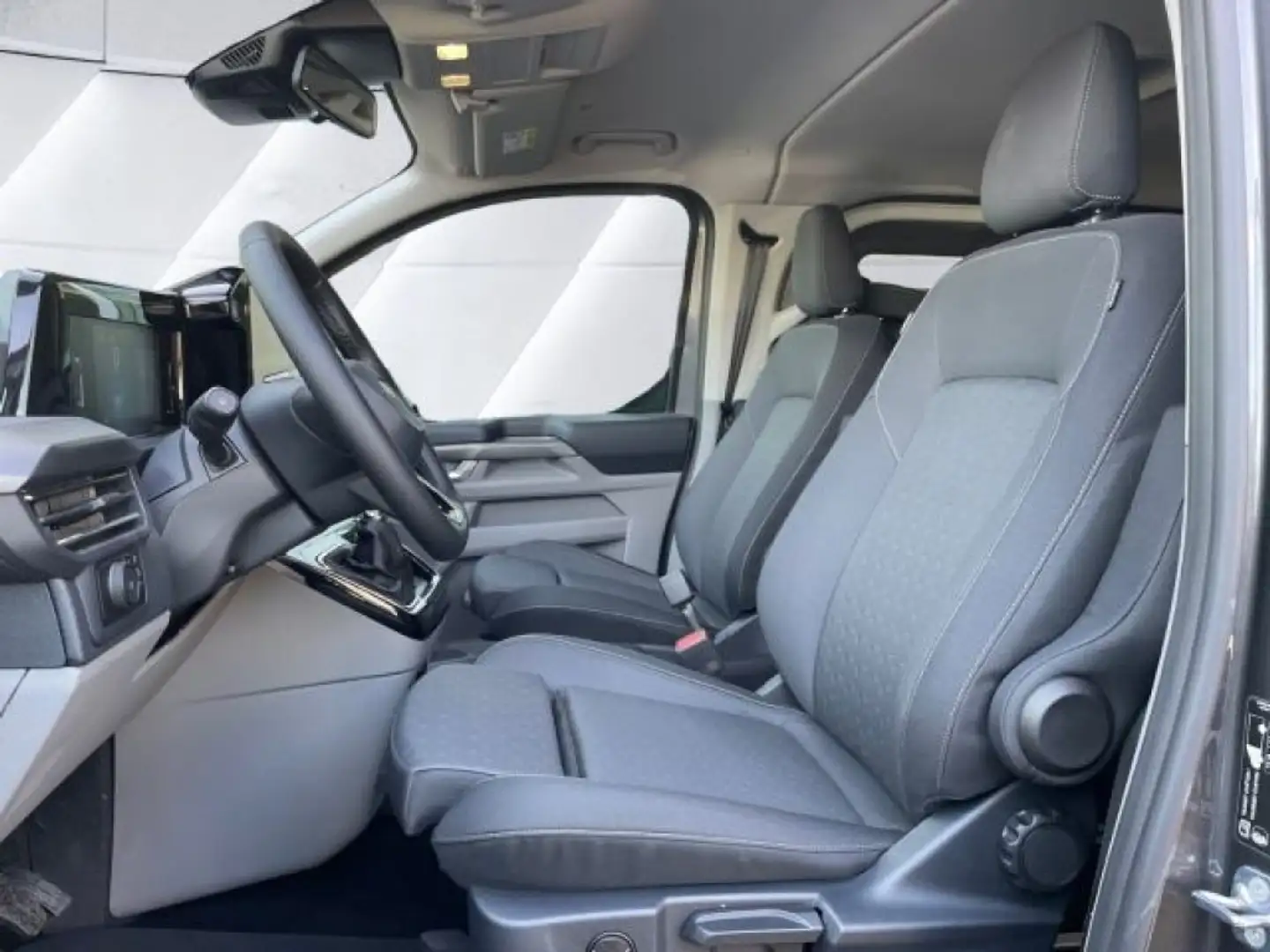 Ford Tourneo Custom 320 2.0 EcoBlue 150CV L2 Titanium Pronta consegna Grigio - 2