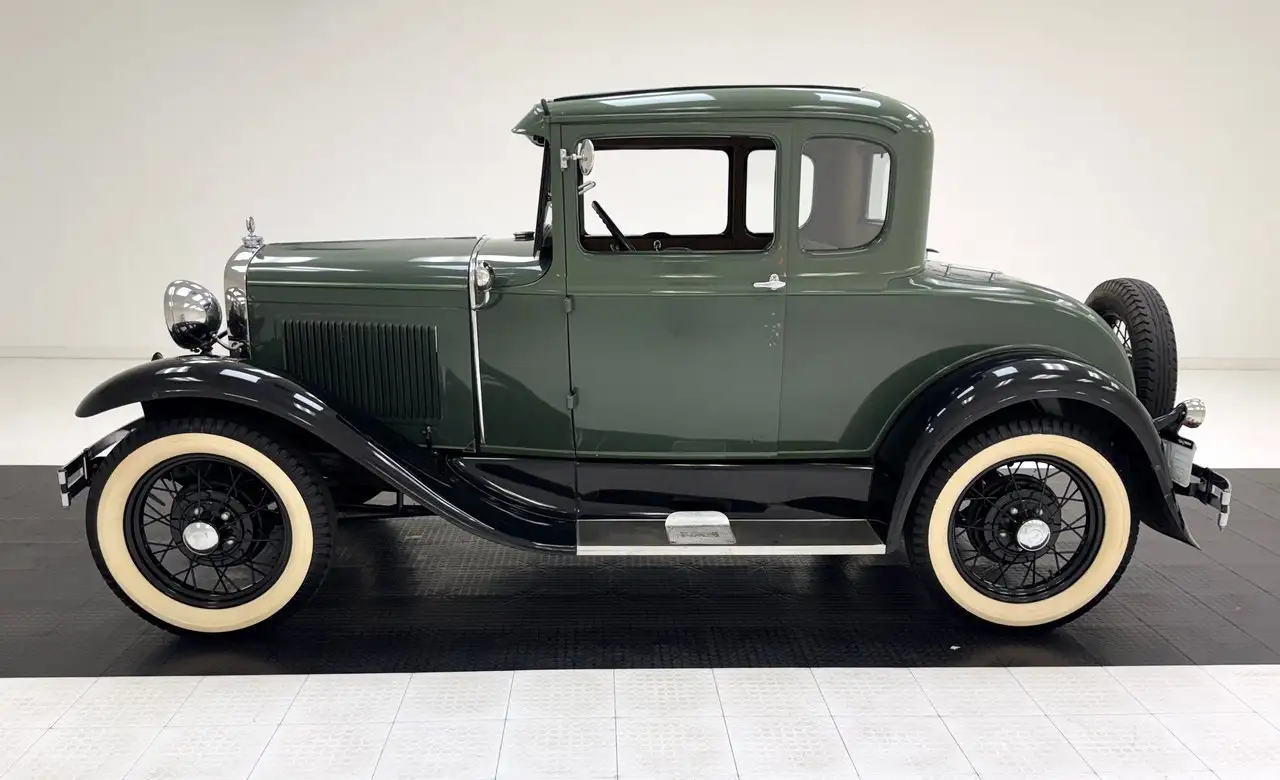 Ford Model A Coupe, foto 3