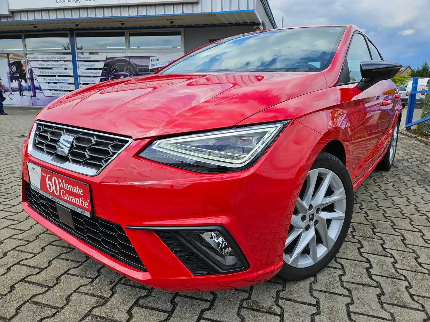 SEAT Ibiza FR Sportlich chicker Stadtflitzer Rot - 1