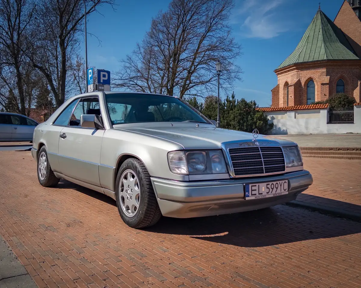 Mercedes-Benz CE 230, foto 1