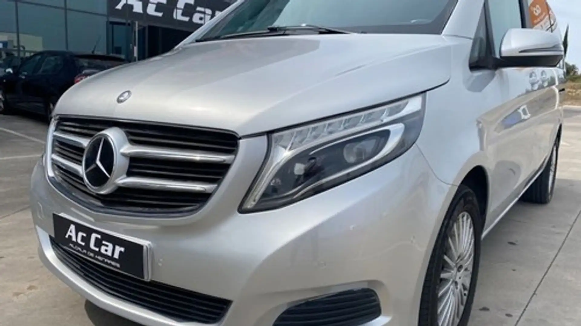 Mercedes-Benz V 250 250d Largo Exclusive 7G Tronic Gri - 2