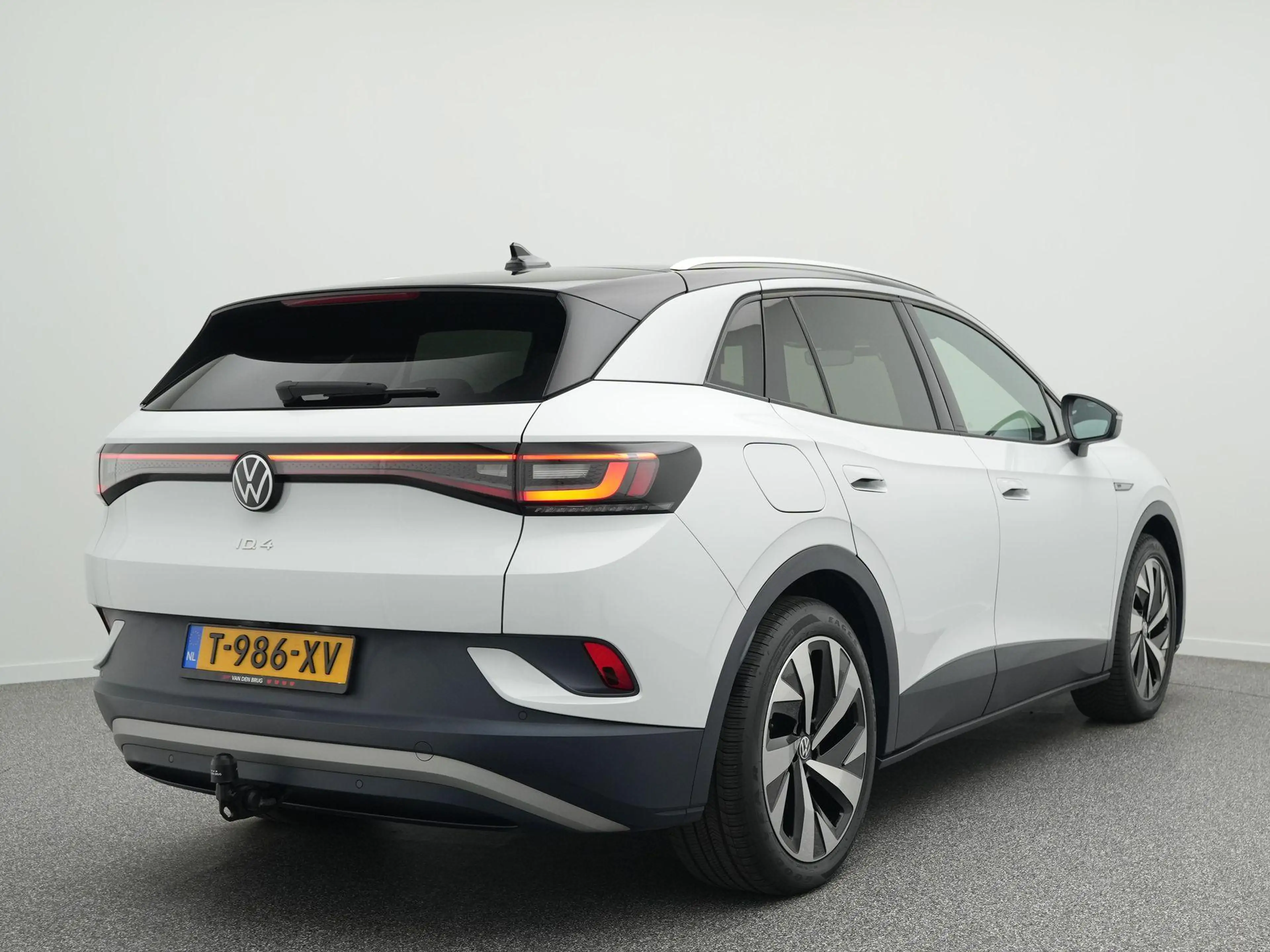 Volkswagen ID.4 First 77 kWh 204 PK | Stuur & Stoelverwarming | Ac — photo 2