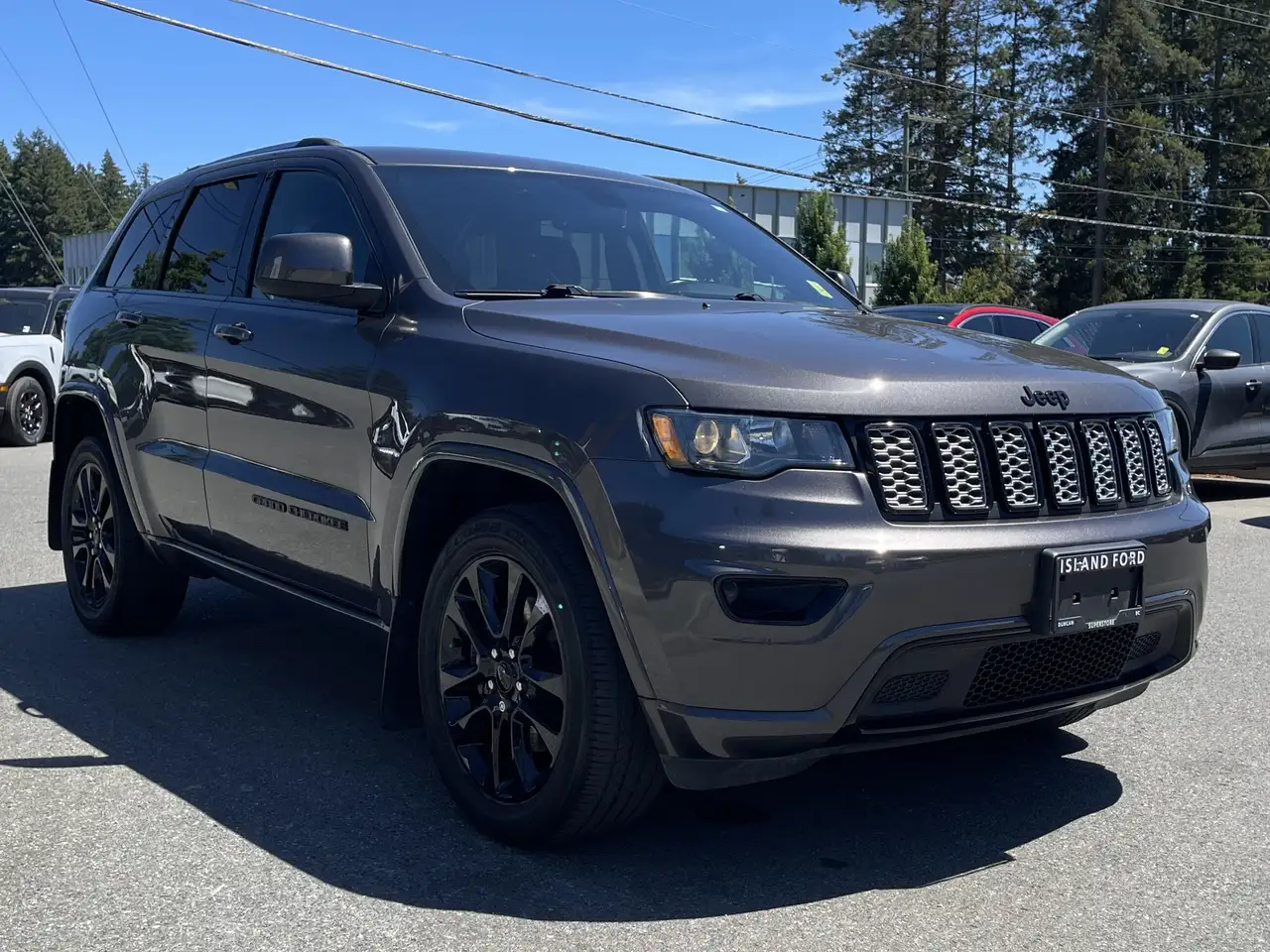 Jeep Grand Cherokee photo Jeep Grand Cherokee
