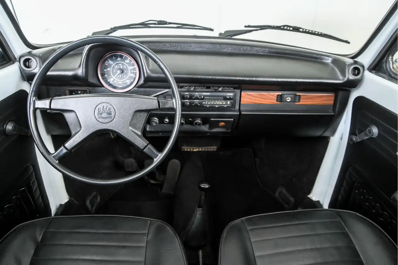 Volkswagen Kever Cabriolet 1303 LS, foto 7