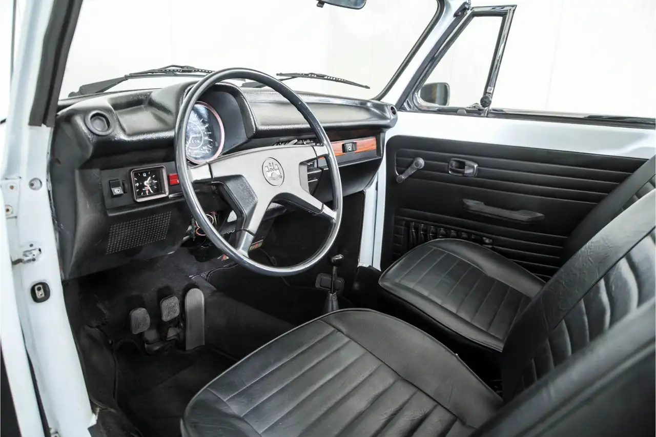 Volkswagen Kever Cabriolet 1303 LS, foto 11