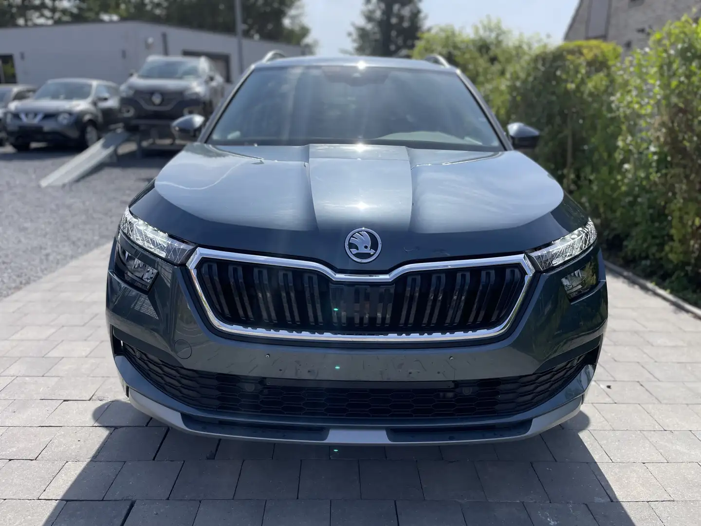 Skoda Kamiq Kamiq 1.5 TSI Ambition Gris - 2