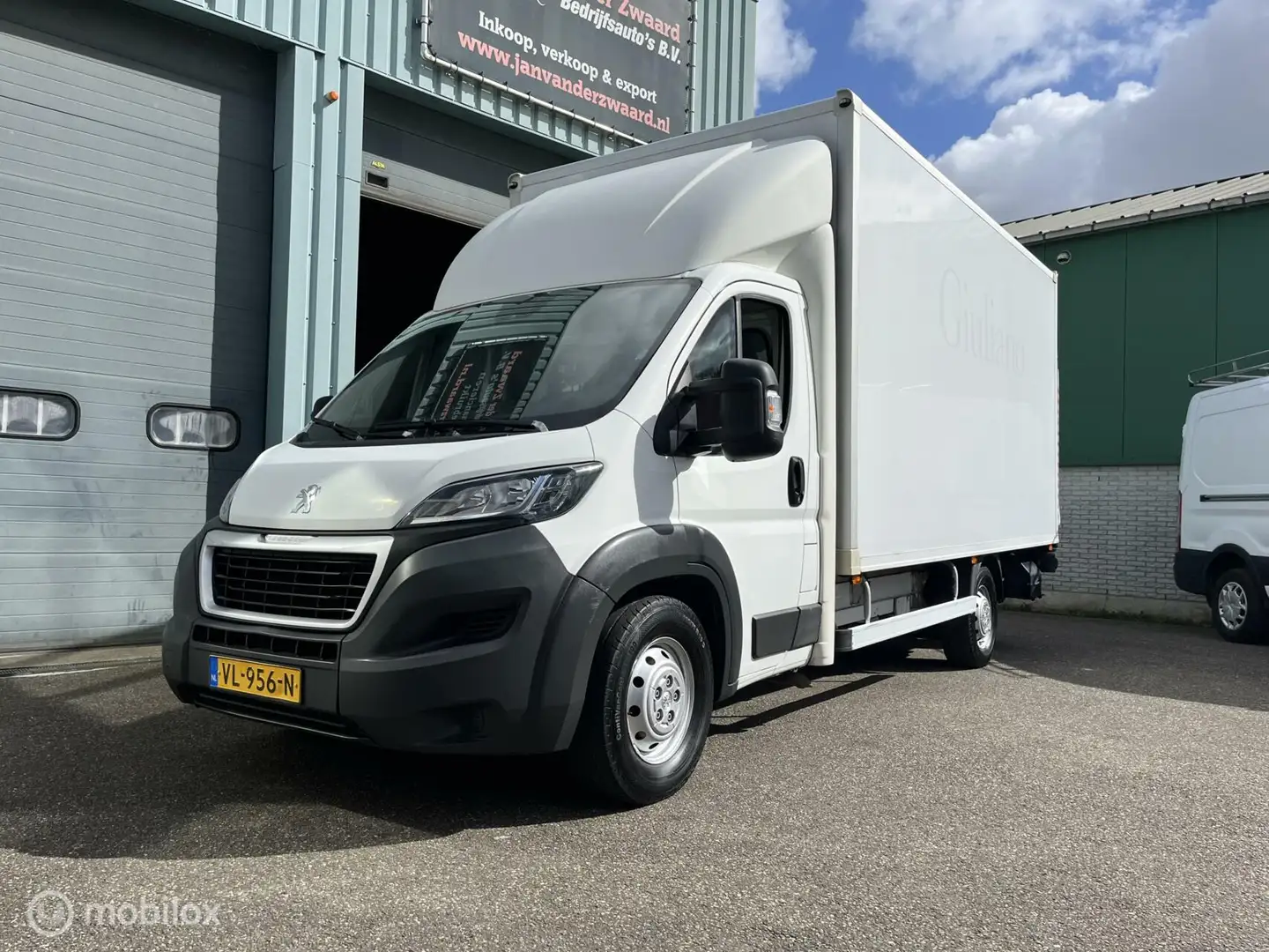 Peugeot Boxer 435 2.2 HDI NIEUWE MOTOR LAADKLEP MEUBELBAK LAADLI Blanco - 2
