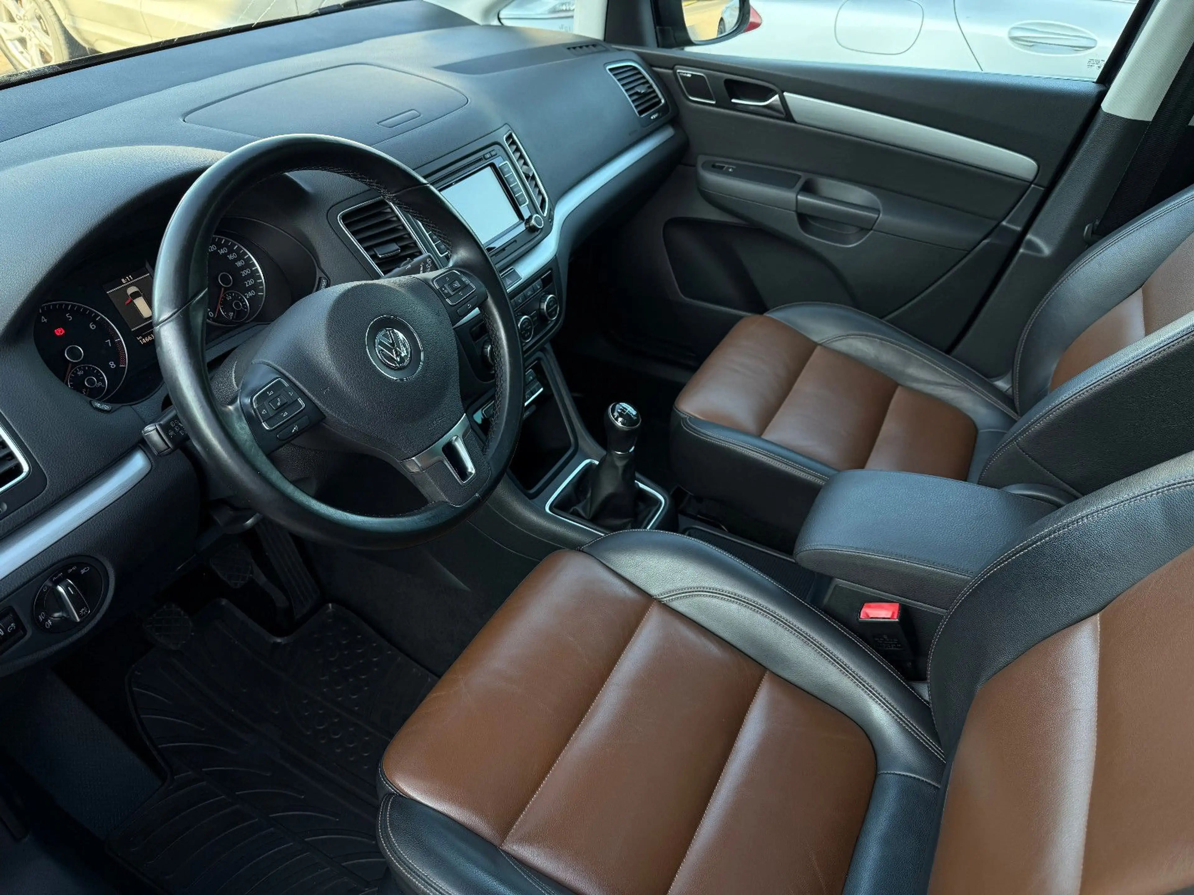 Volkswagen Sharan 1,4 TSI Highline, Kamera, Leder, TÜV neu — photo 21