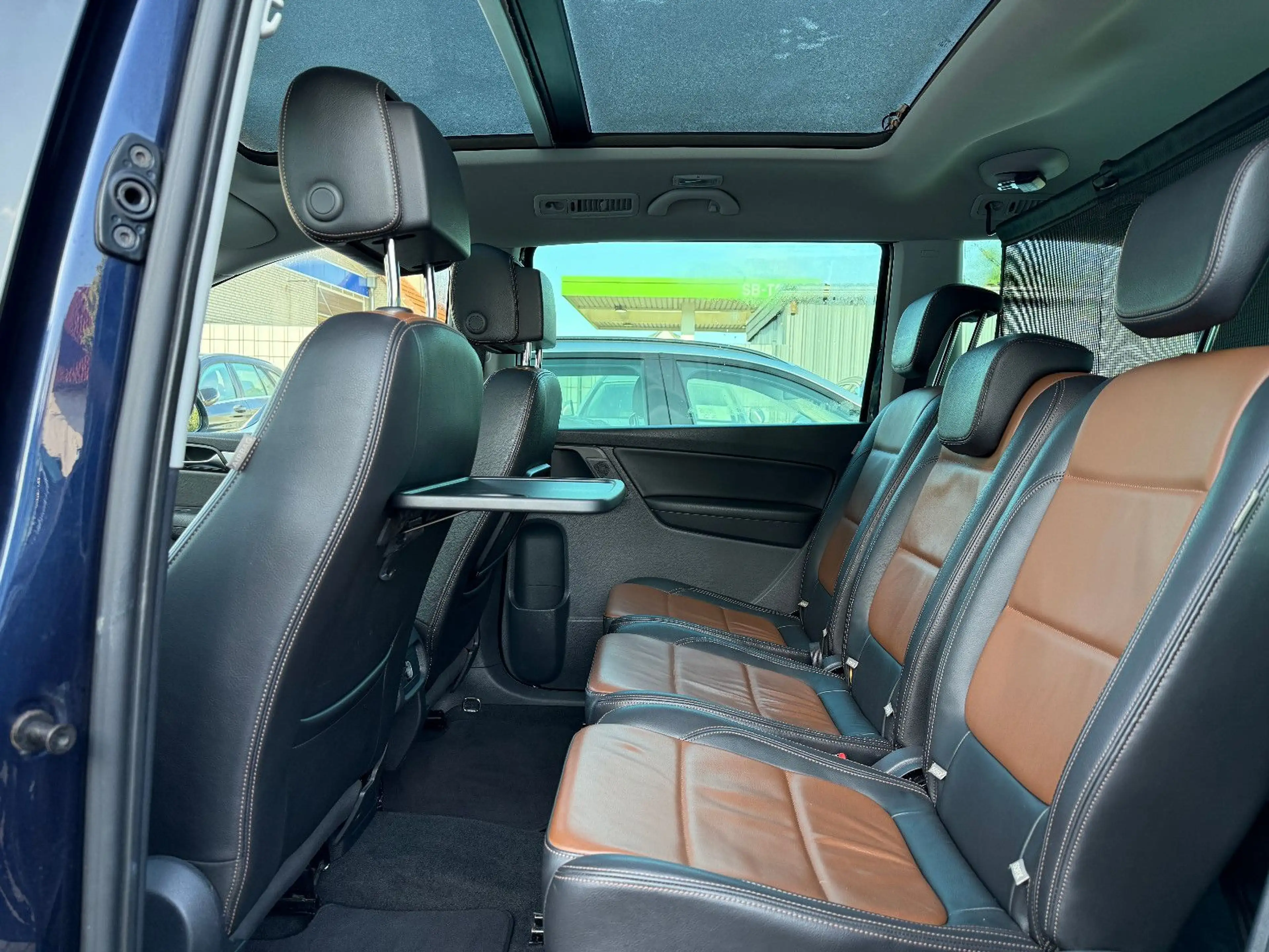 Volkswagen Sharan 1,4 TSI Highline, Kamera, Leder, TÜV neu — photo 14