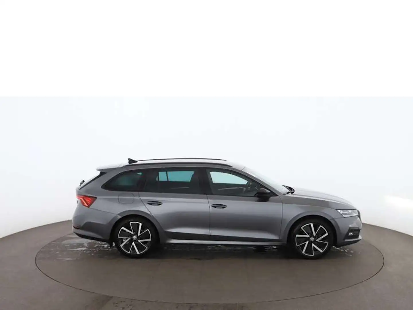 Skoda Octavia Combi 2.0 TDI Style Aut MATRIX RADAR NAVI Szary - 2
