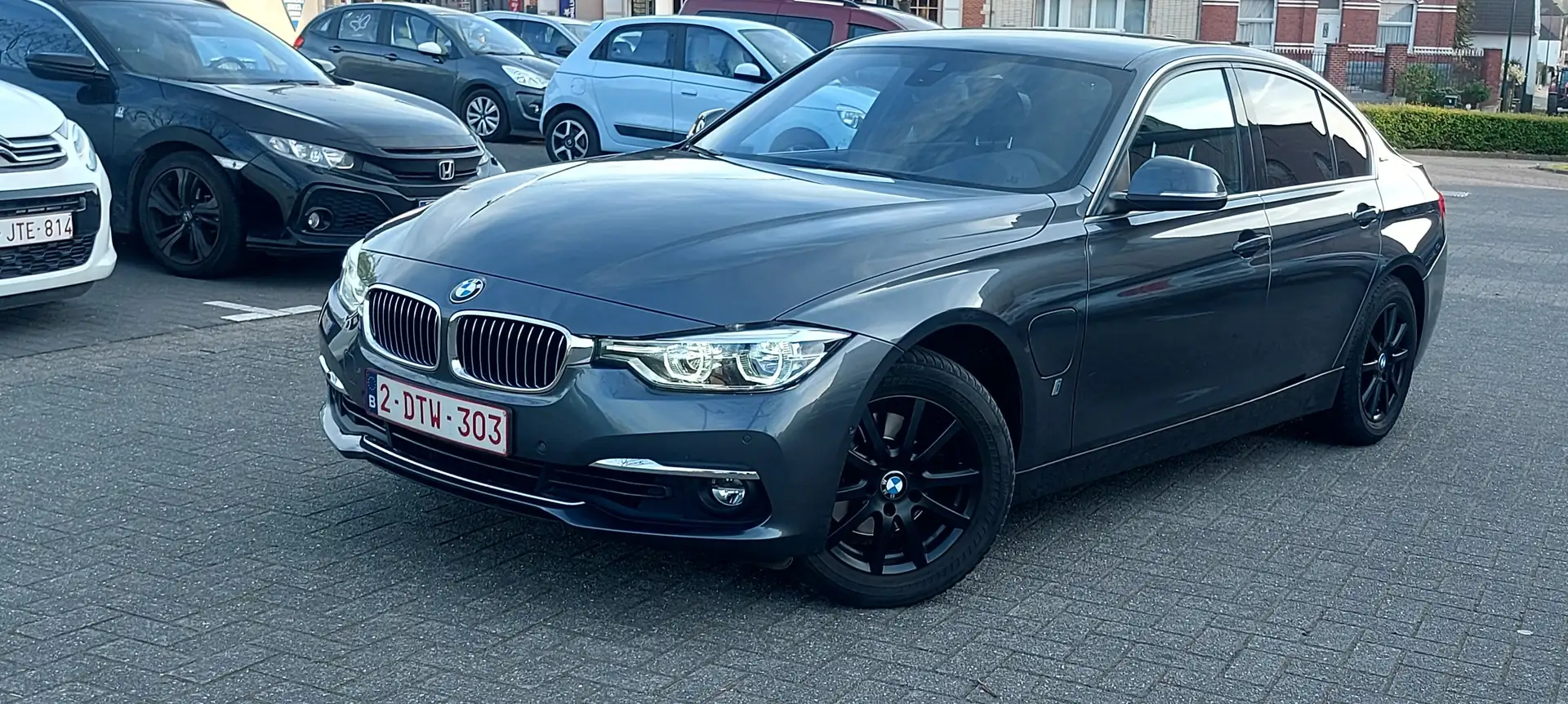 BMW 330 e SPORT LINE Plug-in Hybrid CAMÉRA360°CUIR Gris - 2