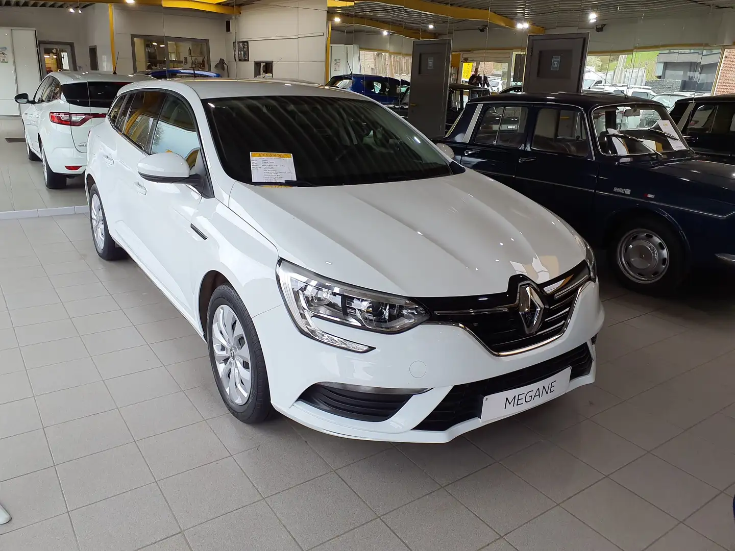 Renault Megane Mégane SW 1.33 TCe Intens GPF Wit - 1