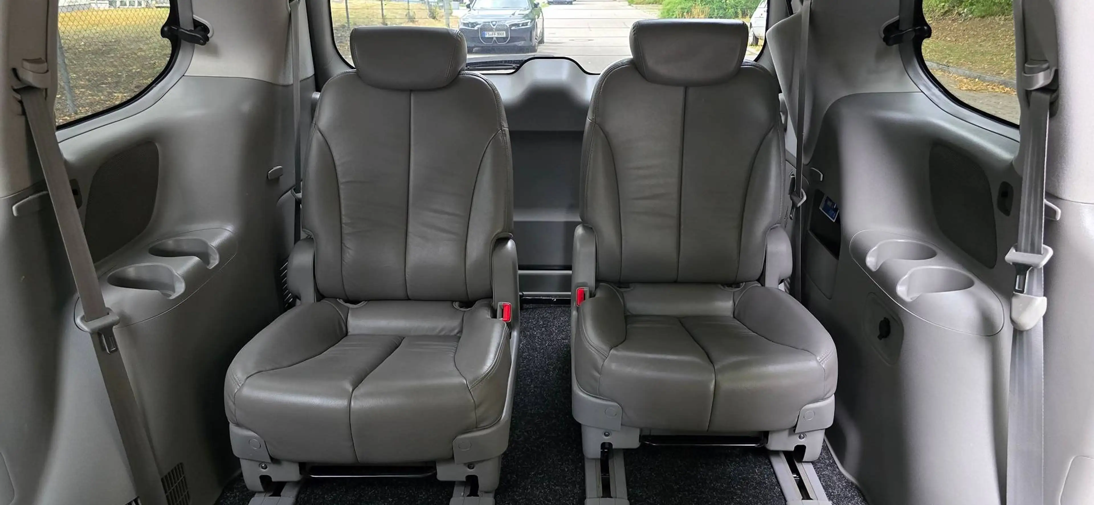 Kia Carnival Carnival Diesel 2.9 CRDi DPF Aut. EX*Behindertenfahrzeug*PARAVAN*Km 13.863 — photo 11