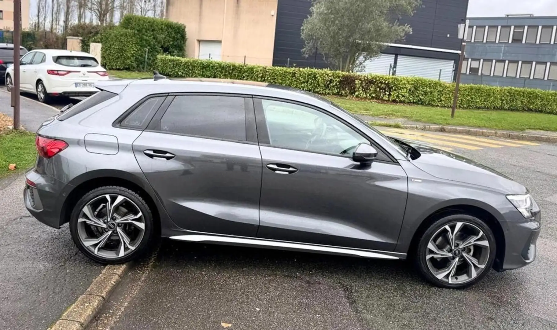 Audi A3 Sportback 35 TDI S line 2.0 TDI 150CV BVA7 19992HT Noir - 2