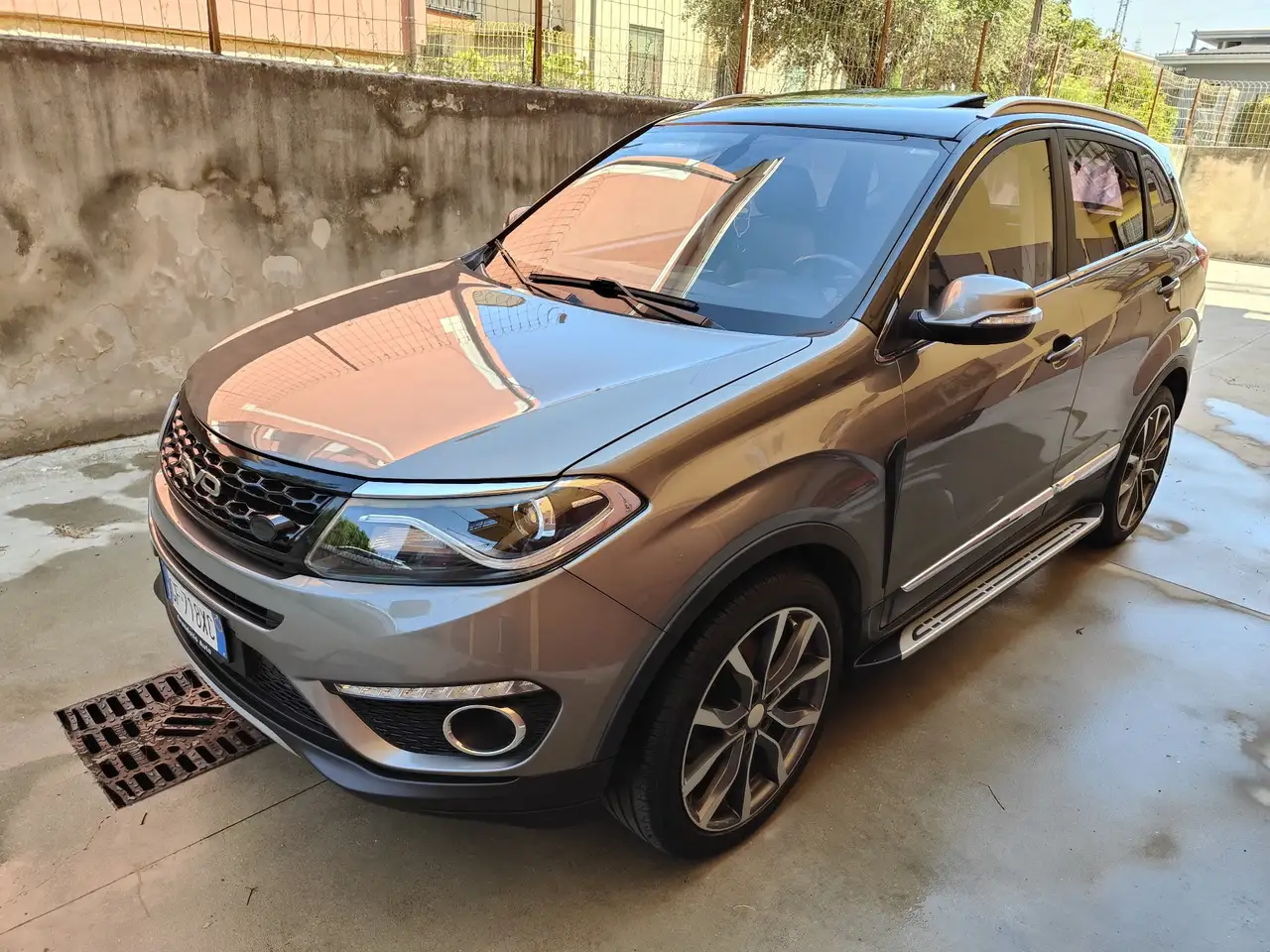 DR Automobiles DR6 2021
