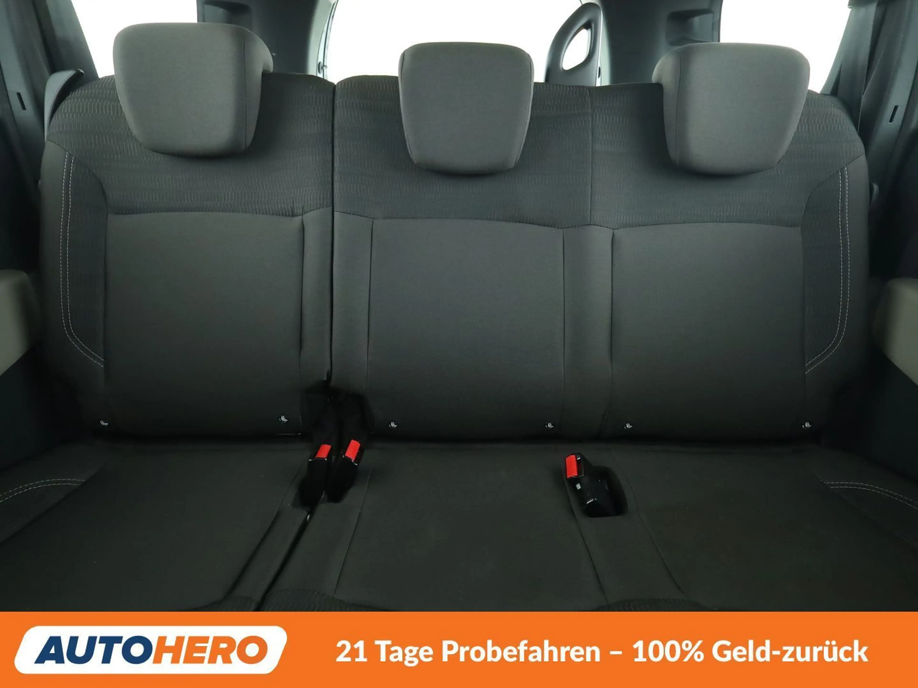 Dacia Lodgy 1.2 TCe Laureate*NAVI*TEMPO*LIM*KLIMA*TOUCH* — photo 15