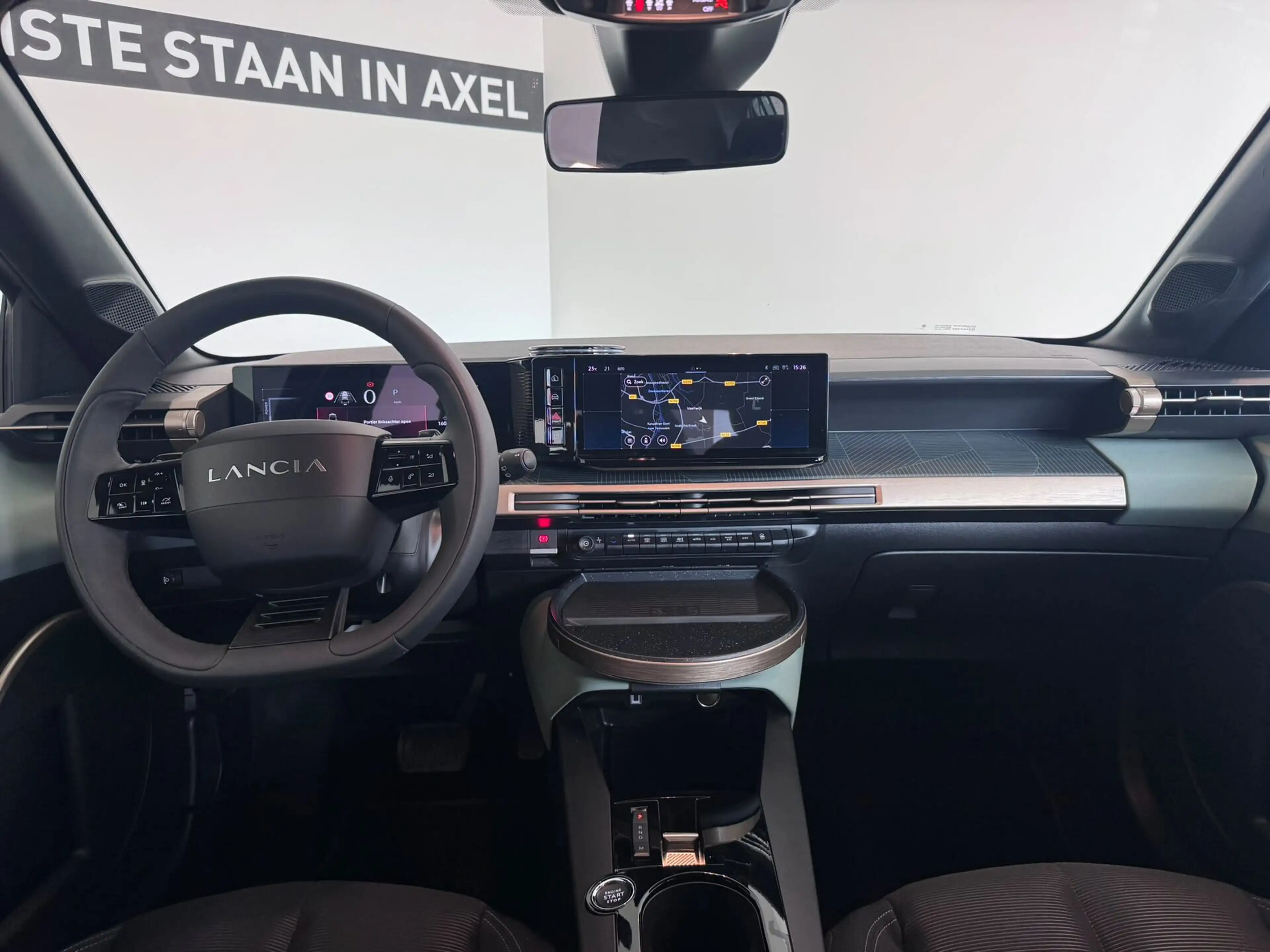 Lancia Ypsilon 1.2 Turbo Hybrid — photo 4