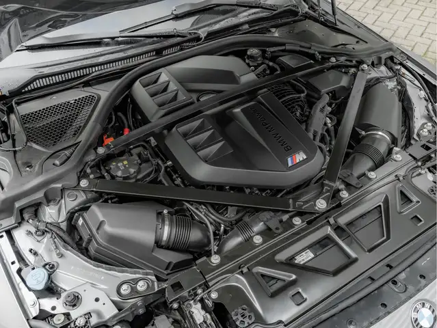 BMW M2 view 11