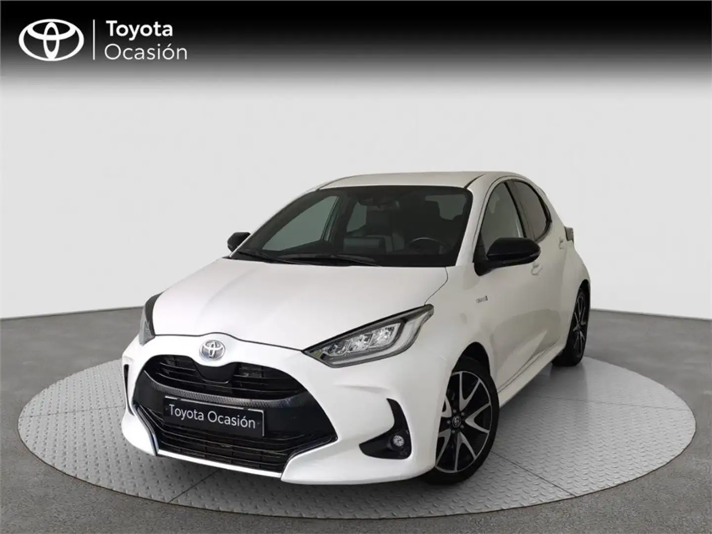 Toyota Yaris 5P Style 120H e-CVT - 1