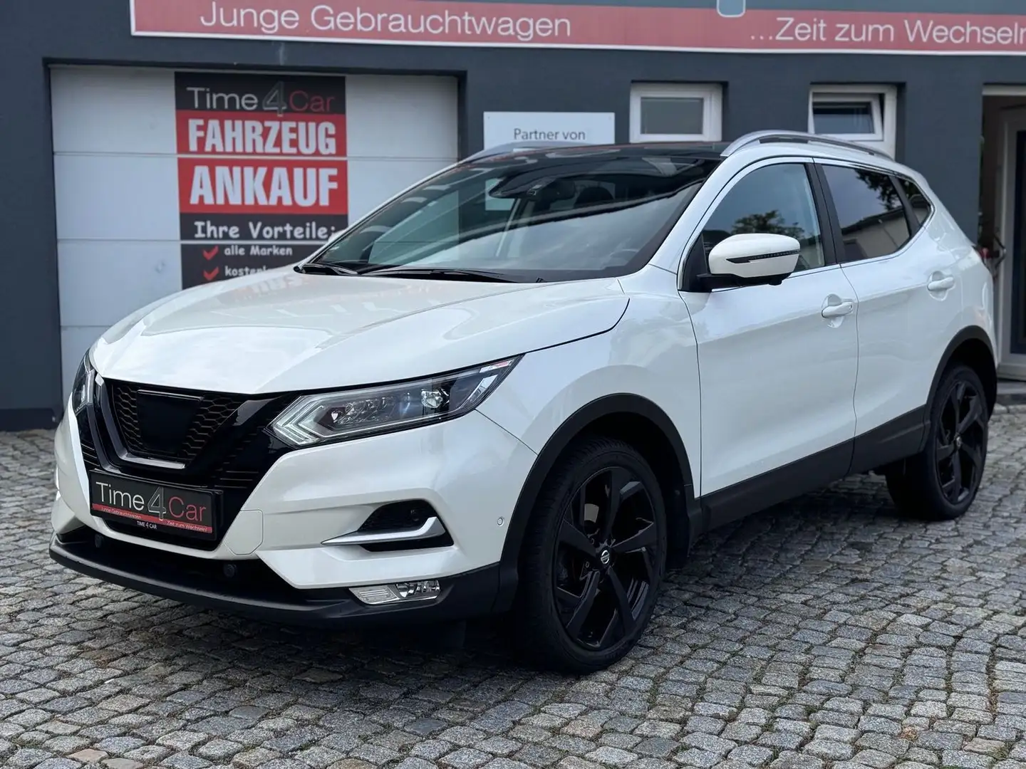 Nissan Qashqai 1.2 TLeder Pano Kamera SHZ LED AHK LED Blanc - 2