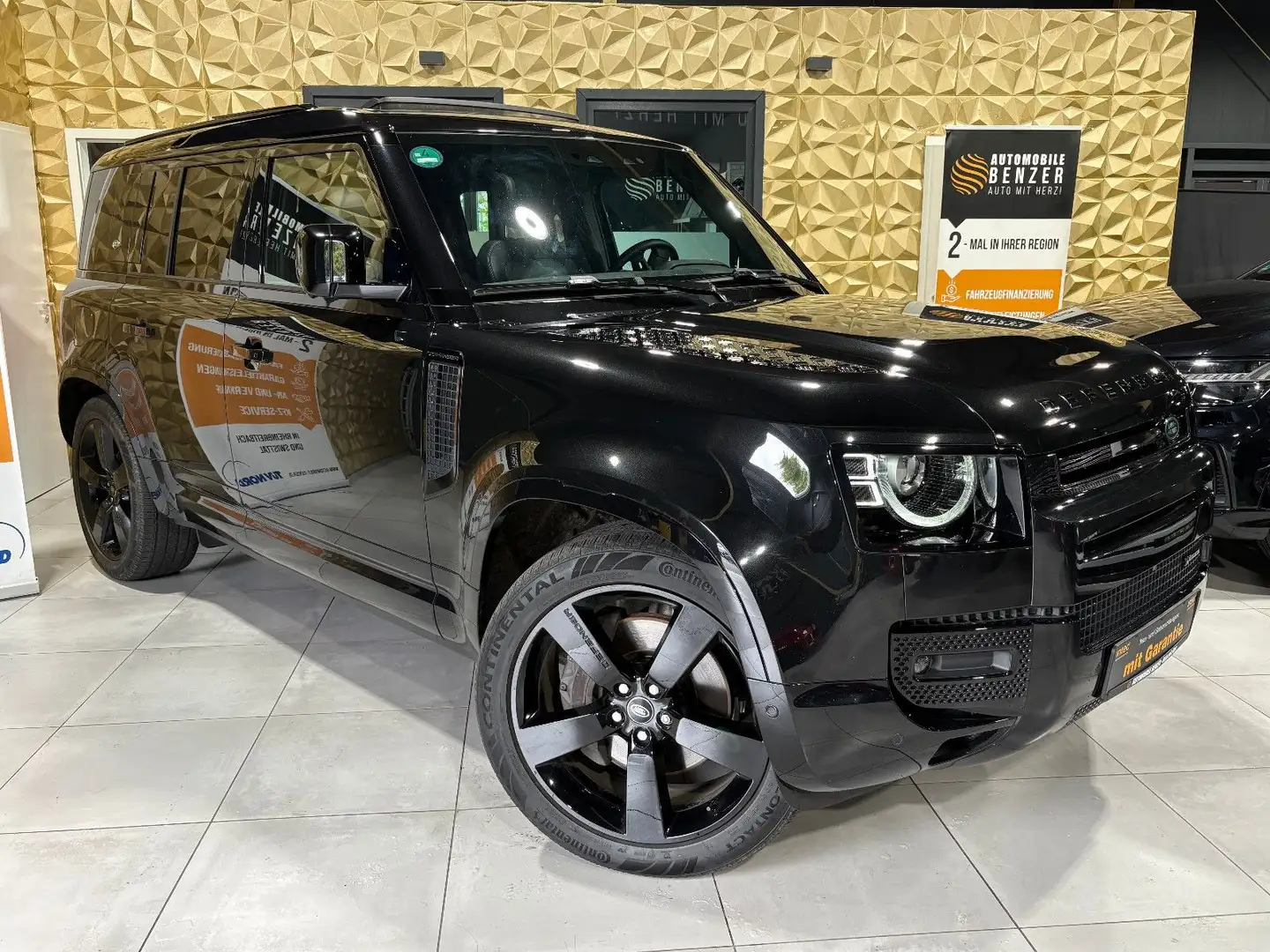 Land Rover Defender 110 X-Dynamic HSE/PANO/360°/AHK/APPLE/ Negro - 1