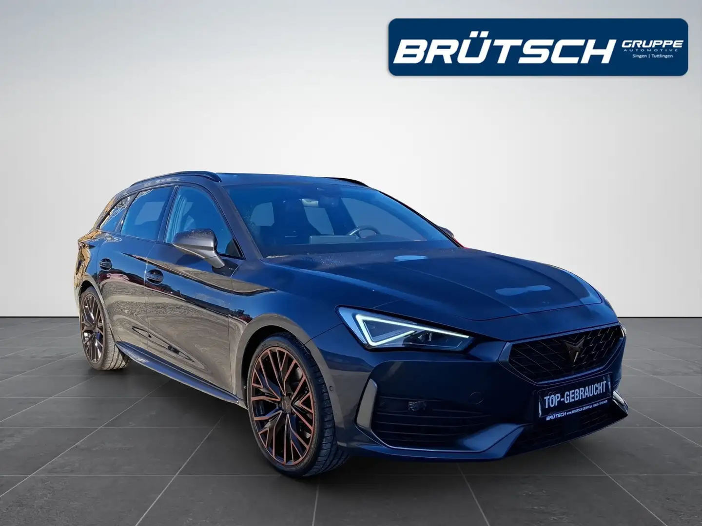 CUPRA Leon Sportstourer 2.0 TSI VZ 4Drive DSG / AHK / PANORAM Grau - 2