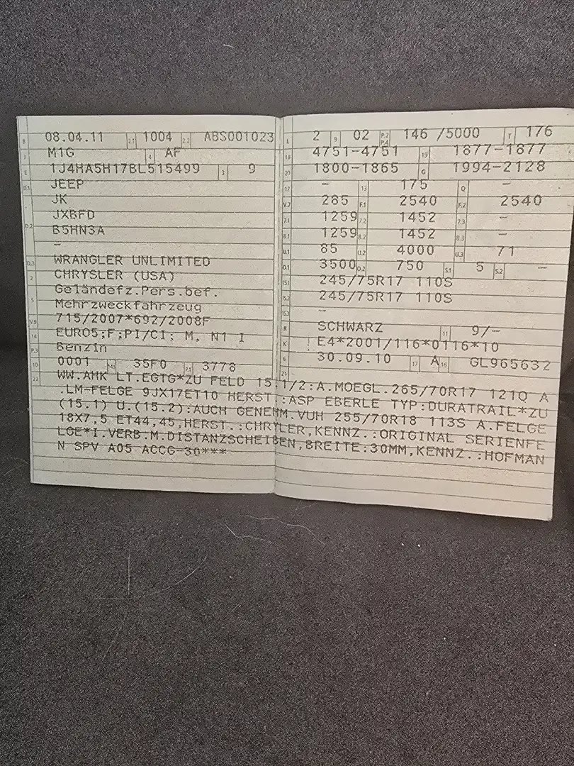 Jeep Wrangler Unlimited Hard-Top 3.8 Automatik Sahara - 2