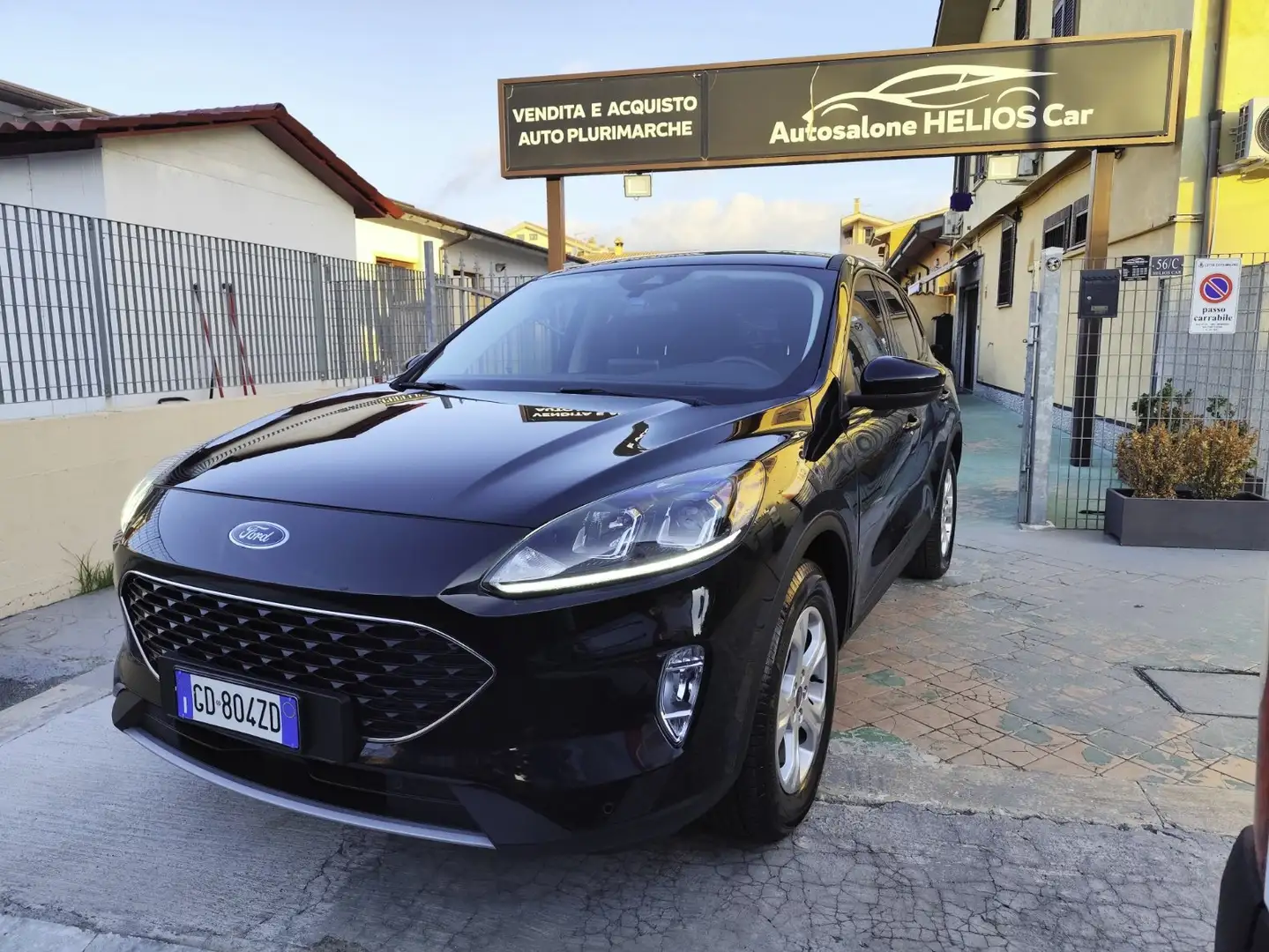 Ford Kuga Kuga III 2020 1.5 ecoboost Connect 2wd 120cv Noir - 2