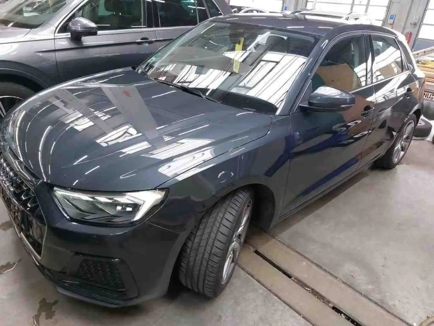 Audi A1 35 TFSI*LED*VIRTUAL*NAVI* Grau - 2