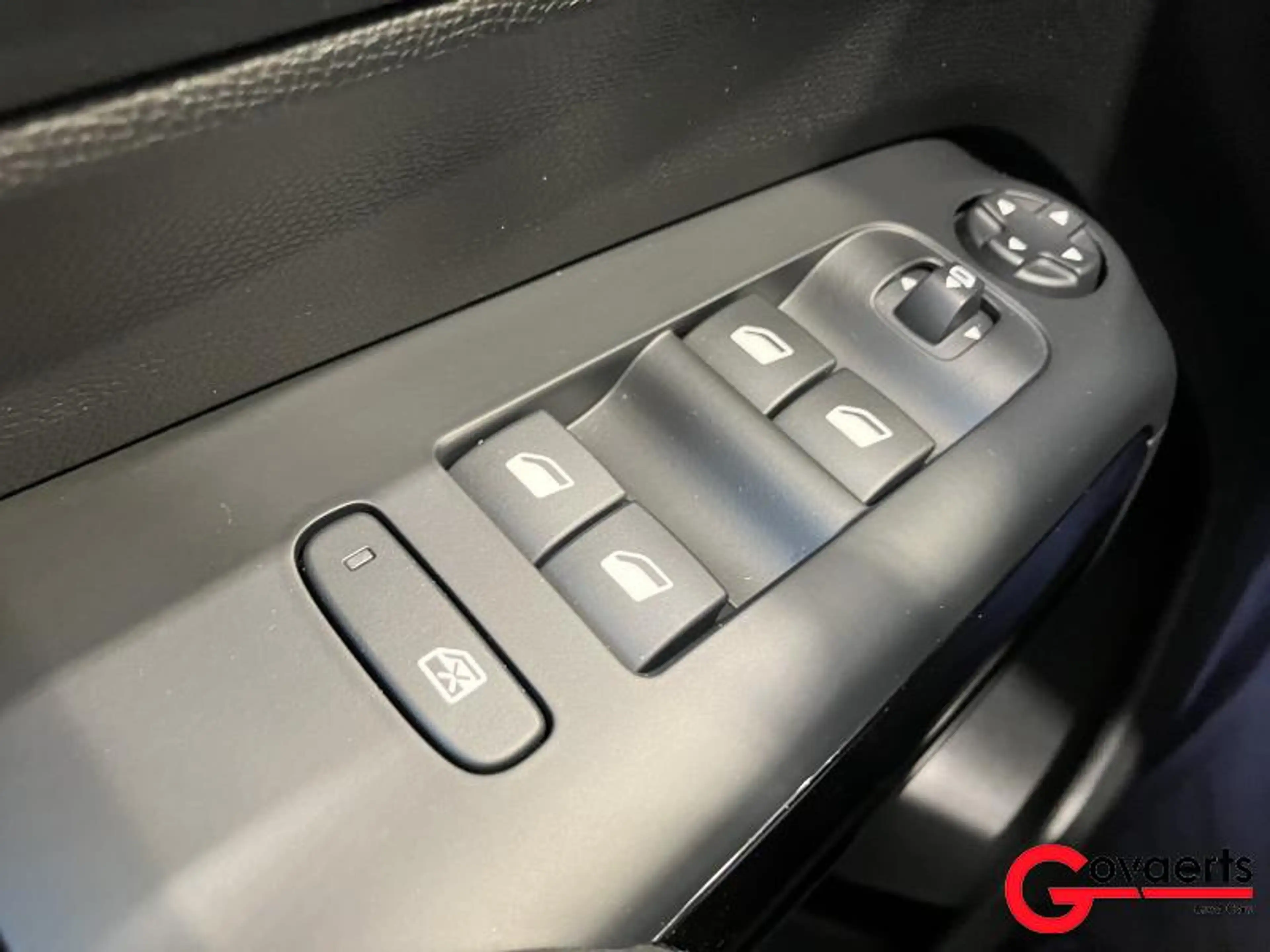 Citroen C5 Aircross Business 1.2 Turbo Mild-Hybrid EAT8 136pk — photo 12