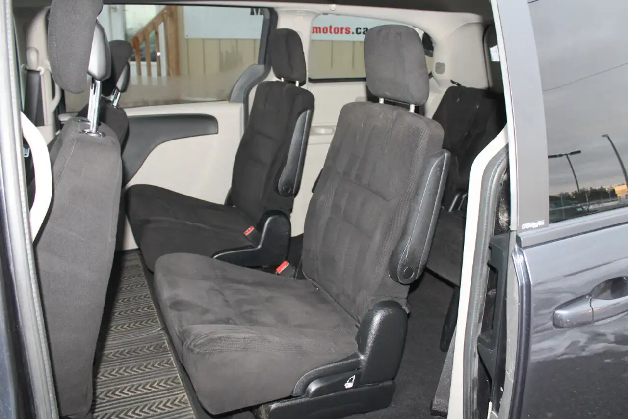 Dodge Grand Caravan снимка Dodge Grand Caravan