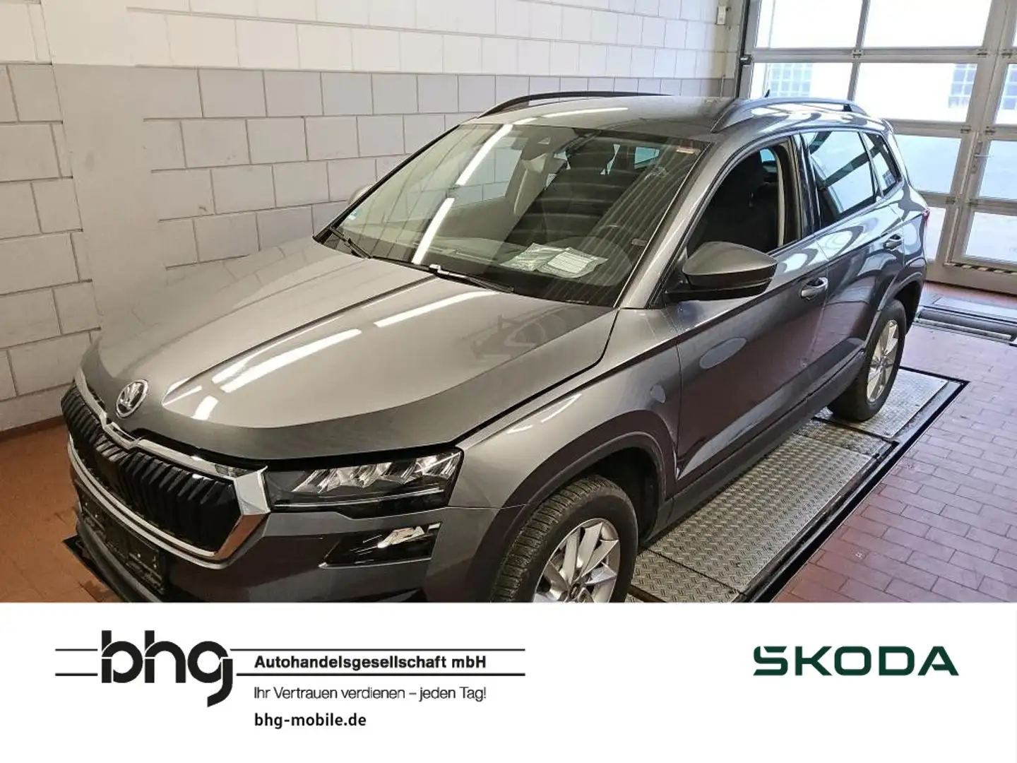 Skoda Karoq KAROQ STY TD110/2.0A7A Grau - 1