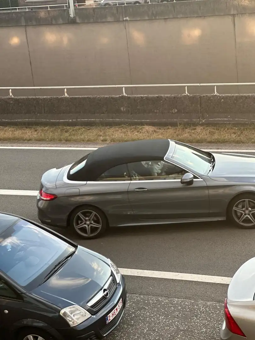Mercedes-Benz C 250 C 250 d Cabrio 9G-TRONIC AMG Line Gri - 2